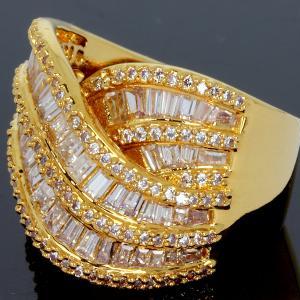 Luxury Big Zircon Rings For Women Paved With Aaa..